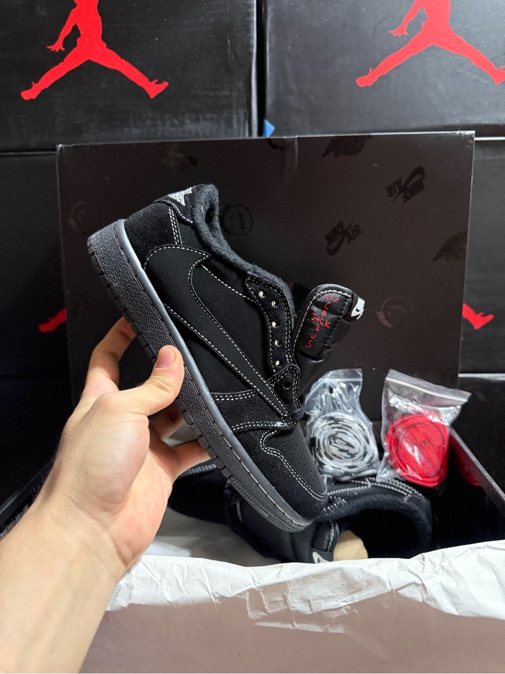 Air Jordan 1 Travis Scott Black Phantom Low-Top Men's Sneakers - Black